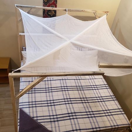 דאר א-סאלאם L&J Modern Backpackers Bnb מראה חיצוני תמונה