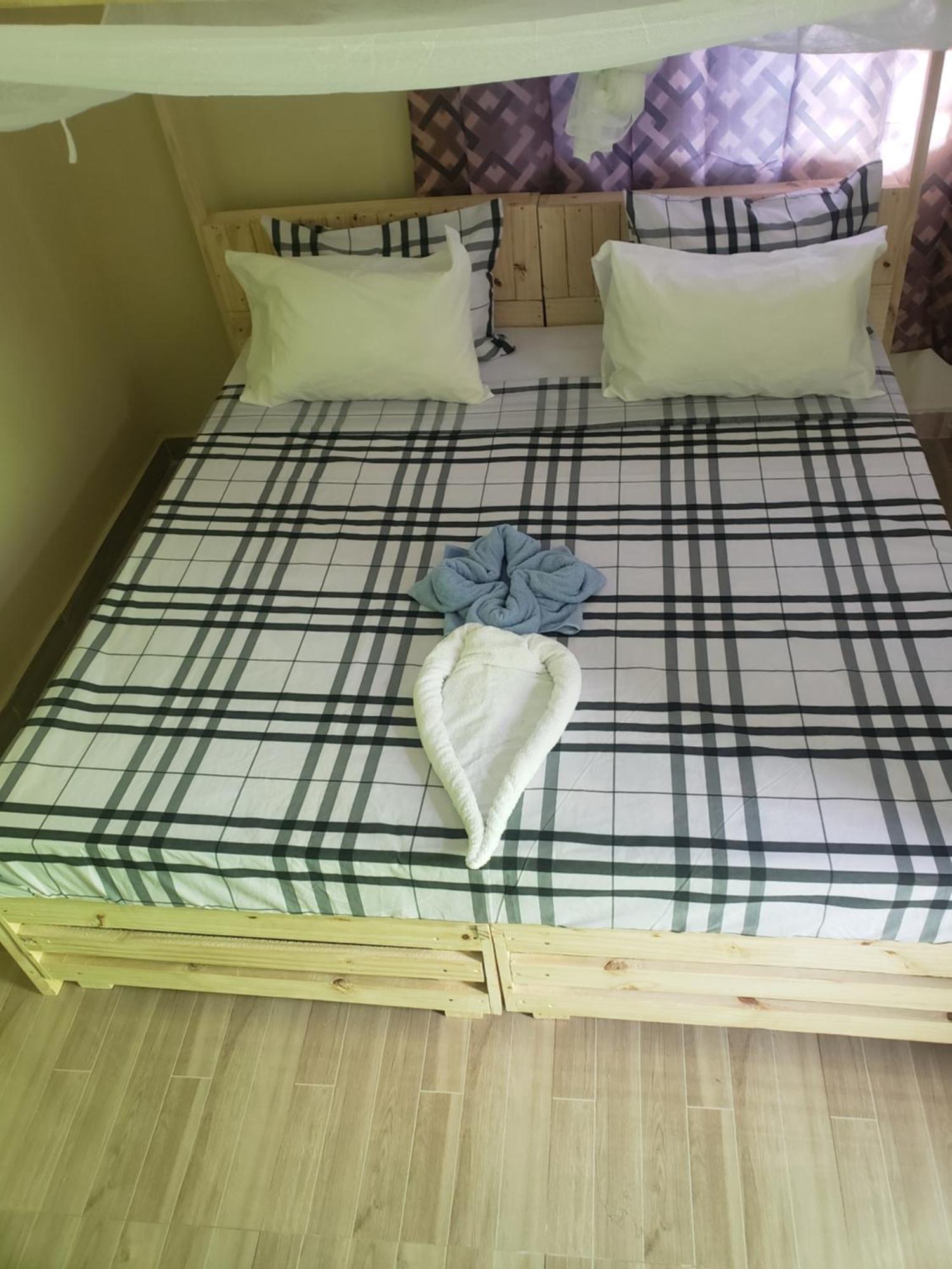 דאר א-סאלאם L&J Modern Backpackers Bnb מראה חיצוני תמונה