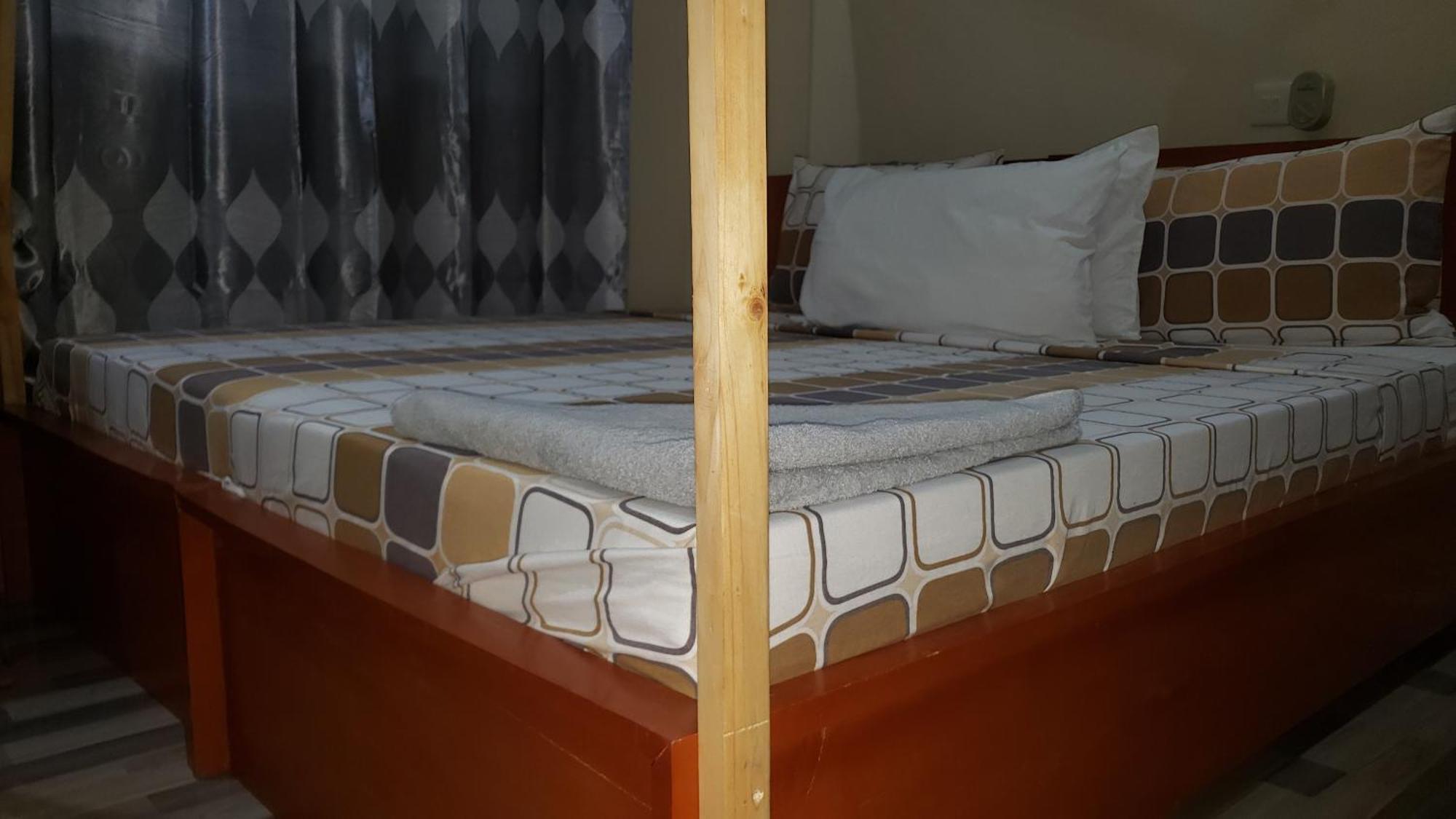 דאר א-סאלאם L&J Modern Backpackers Bnb מראה חיצוני תמונה