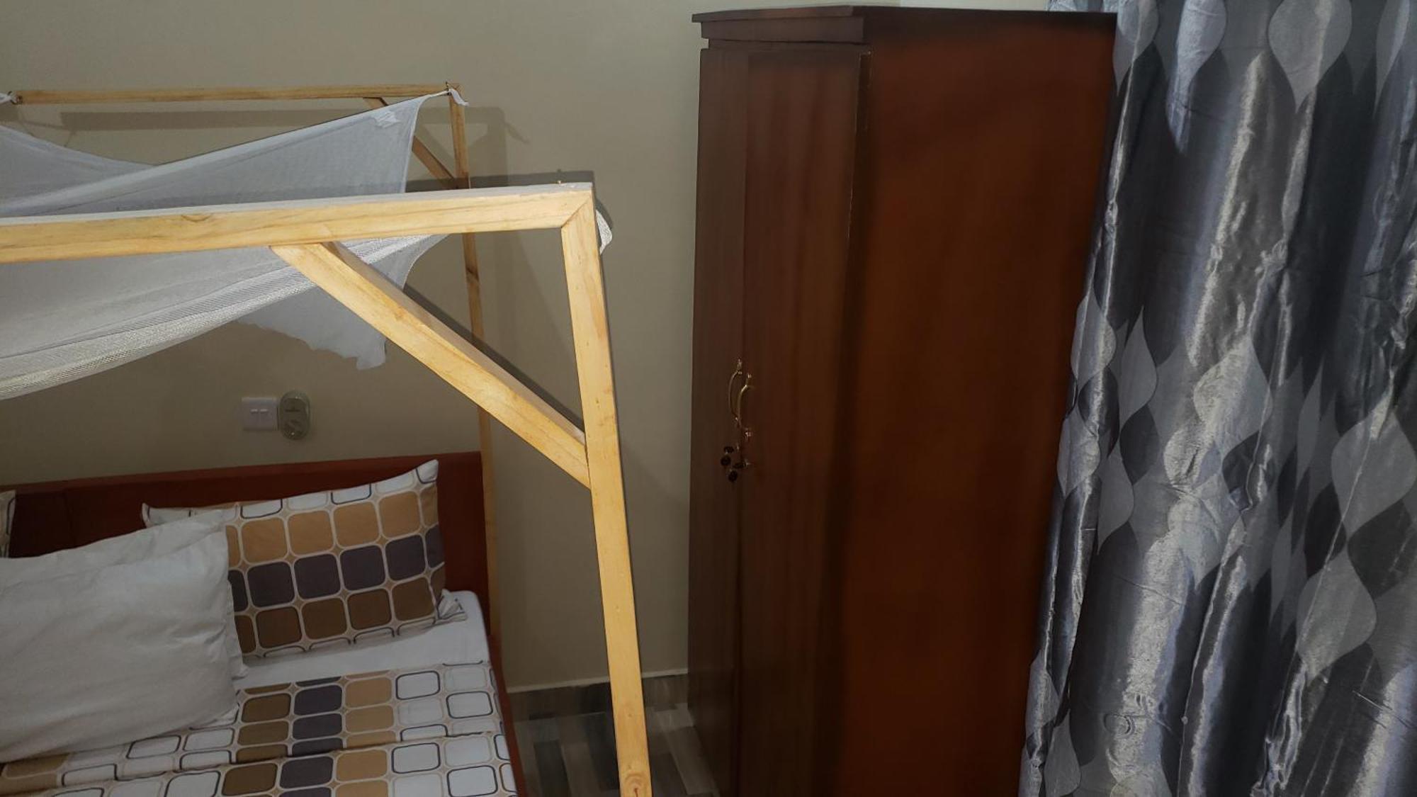 דאר א-סאלאם L&J Modern Backpackers Bnb מראה חיצוני תמונה